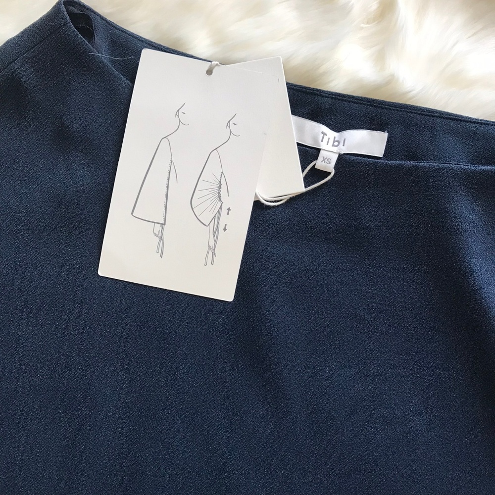 NWT TIBI ONE SHOULDER NAVY CREPE TOP - Picture 4 of 6